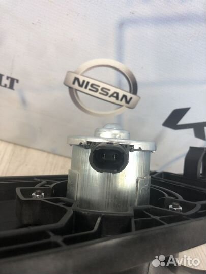 Вентилятор радиатора охлаждения двигателя диффузор