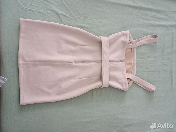 Платье bershka XS