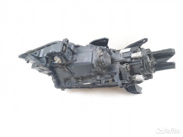 Фара правая Mitsubishi Outlander 3 2015-2018