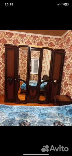 Спальный гарнитур