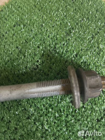 Эксцентриковый болт Audi Q7