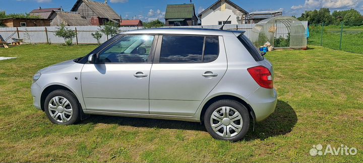 Skoda Fabia 1.6 AT, 2013, 170 600 км