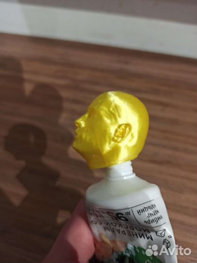 Насадка на зубную пасту