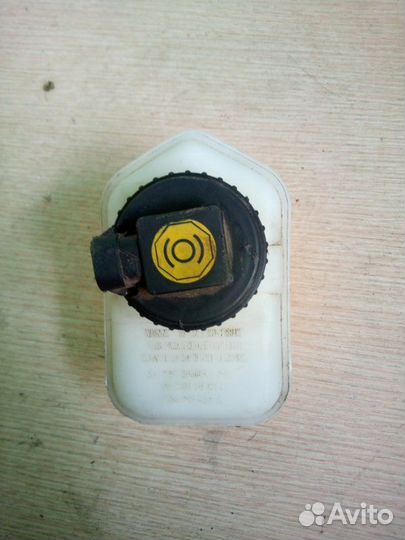 Бачок для тормозной жидкости Daewoo Nexia 1994