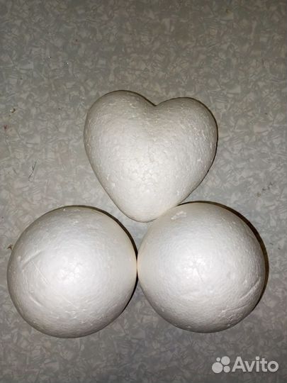 Бисер и другие предметы для творчества