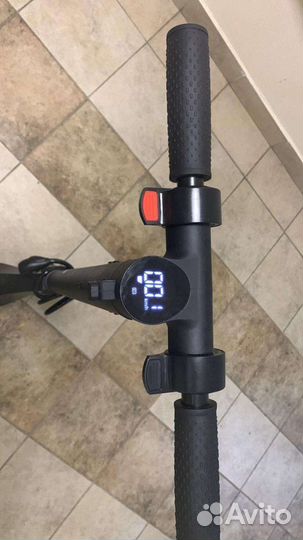 Электросамокат Mizar Neoteric