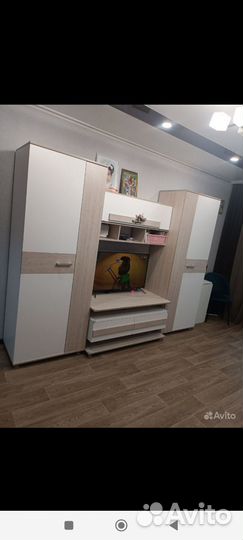 Стенка в гостиную