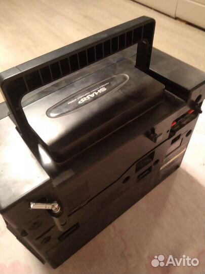 Кассетный магнитофон sharp