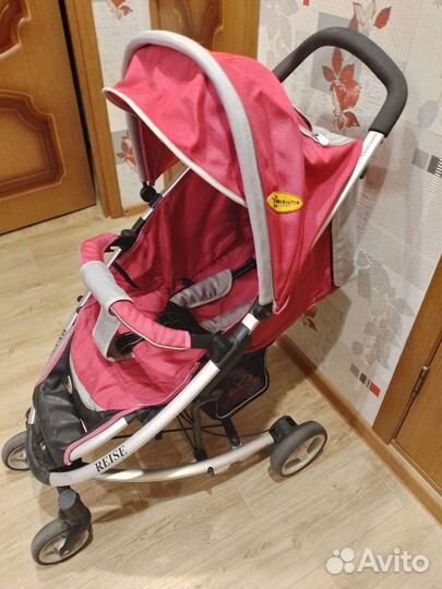 Коляска прогулочная для девочки