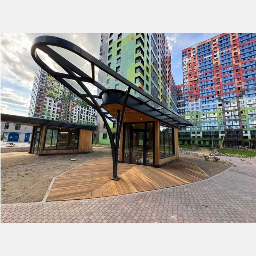 2-к. квартира, 58,3 м², 10/15 эт.