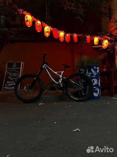 Велосипед двухподвес specialized demo 8 s-works