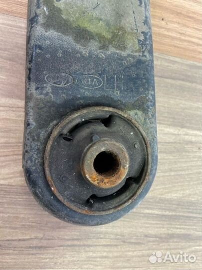 Рычаг подвески передний левый Kia Rio 3 QB