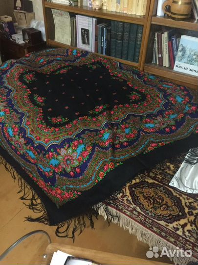 Павловопосадская шаль