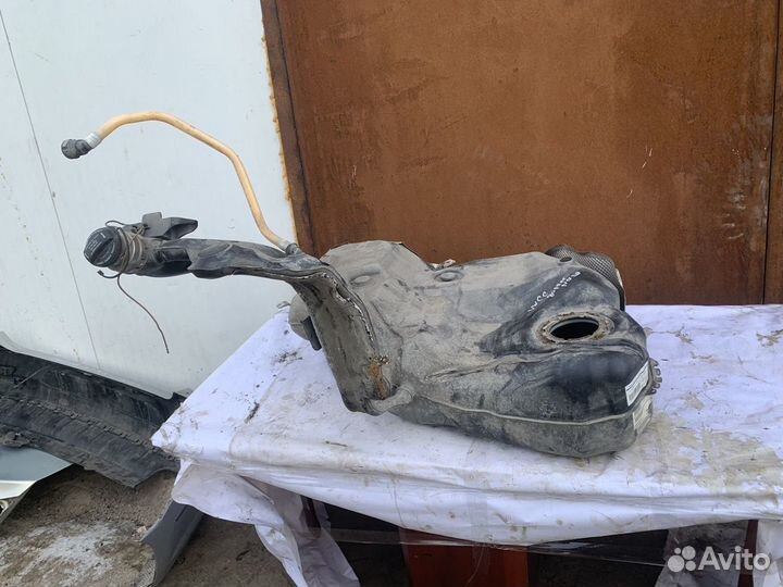 Бензобак vw passat cc до рест