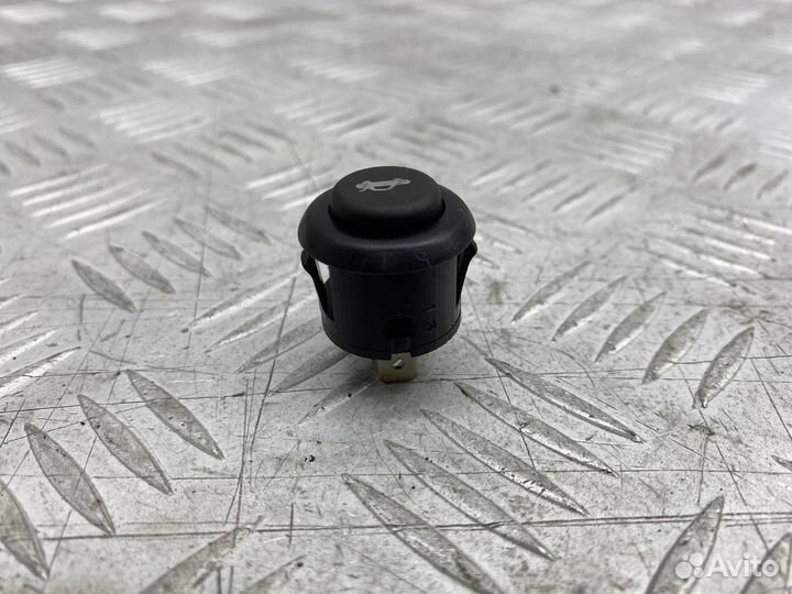 Б/У кнопка открытия крышки багажника Datsun On-Do