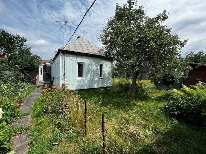 Дом 32 м² на участке 5 сот.