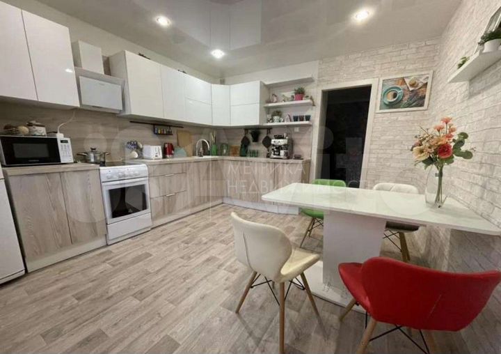 3-к. квартира, 86,7 м², 1/9 эт.