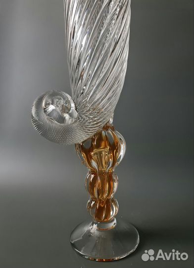 Ваза для цветов хрустальная. Ракушка