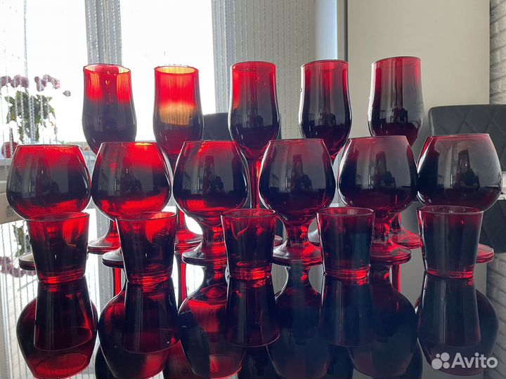 Фужеры, бокалы, рюмки