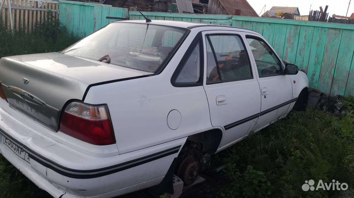 Капот daewoo nexia деу нексия крышка двери