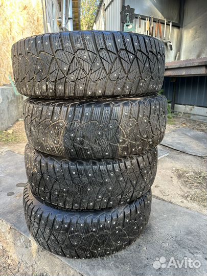 Колеса GoodYaer 205 55 16 зимние шипованые 4 шт
