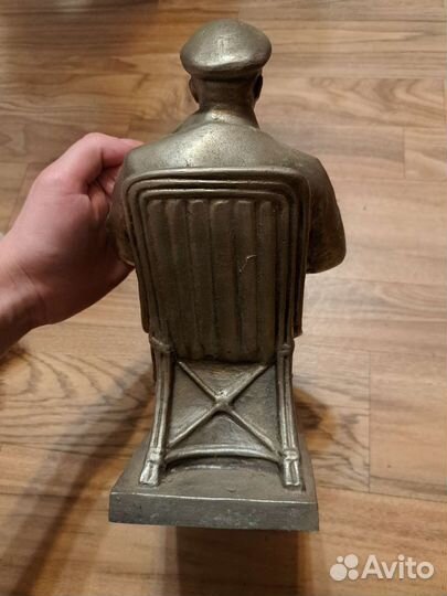 Статуэтка Ленин