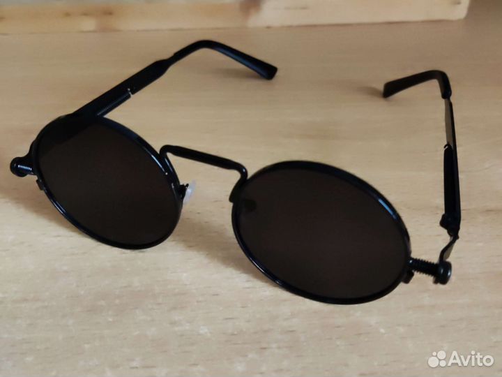 Солнцезащитные очки