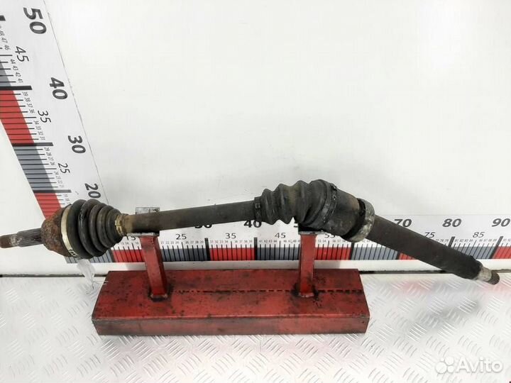 Полуось передняя правая Ford Focus рест. 2002