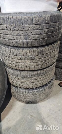 Continental ContiCrossContact Winter 275/40 R22