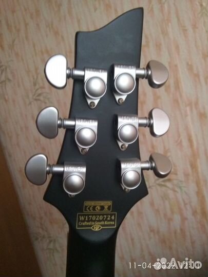 Электро гитара