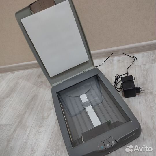 Сканер Epson Perfection 660