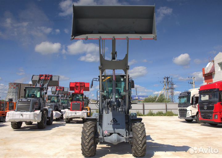 Фронтальный погрузчик LuGong T 938, 2023