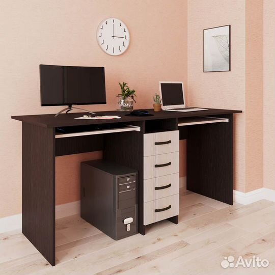 Письменный стол