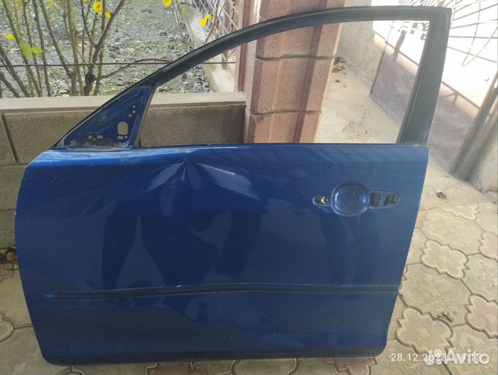 Дверь передняя левая mazda 3 седан