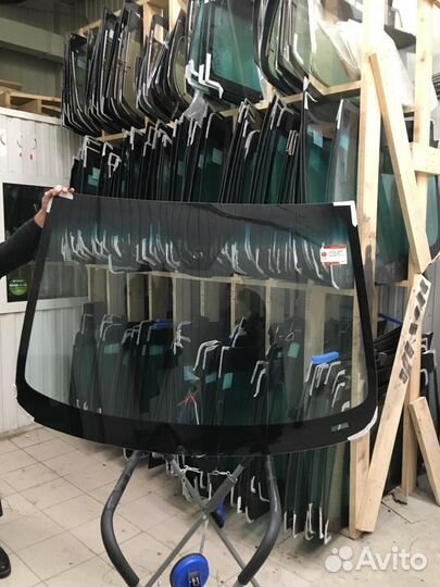 Лобовое стекло Шевроле Каптива / Опель Антара