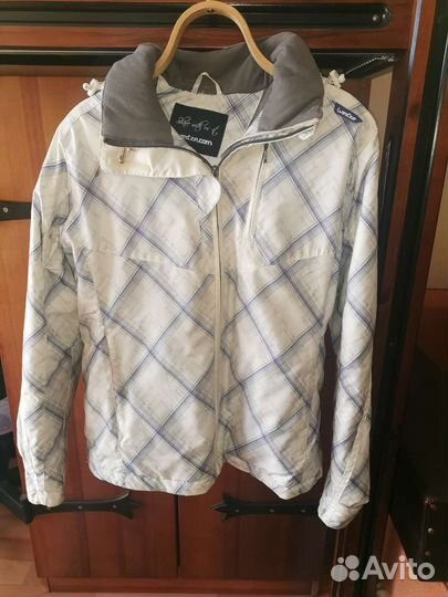 Куртка демисезонная женская 46 размер