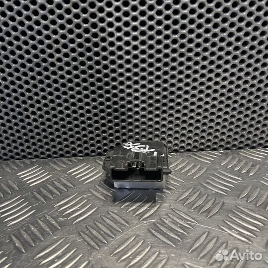 Резистор отопителя Lexus RX