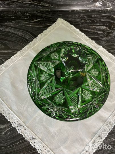 Ваза с крышкой Немецкая