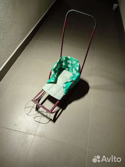 Детские санки с ручкой