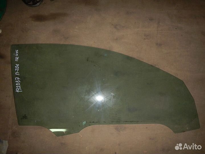 Стекло двери передней правой, Peugeot (Пежо) -206