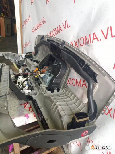 Торпедо nissan cube