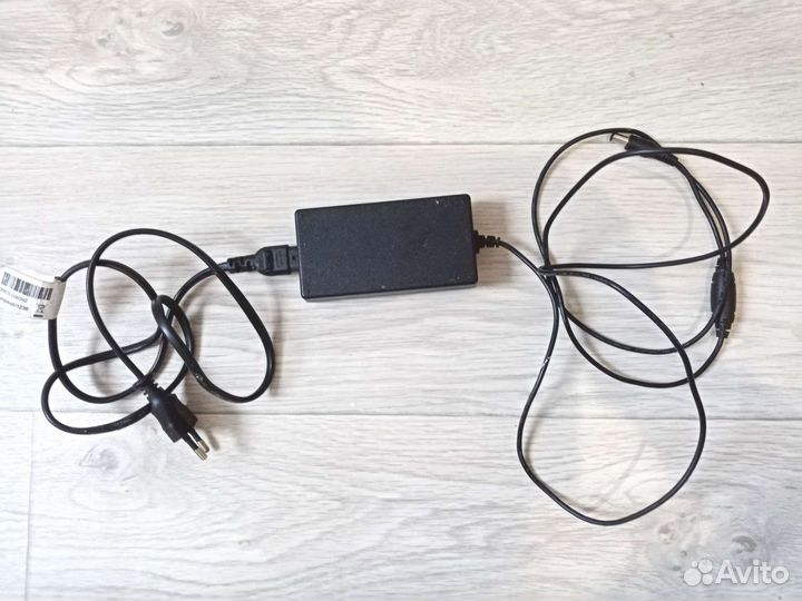 Блок питания сетевой для монитора AC/DC adapter