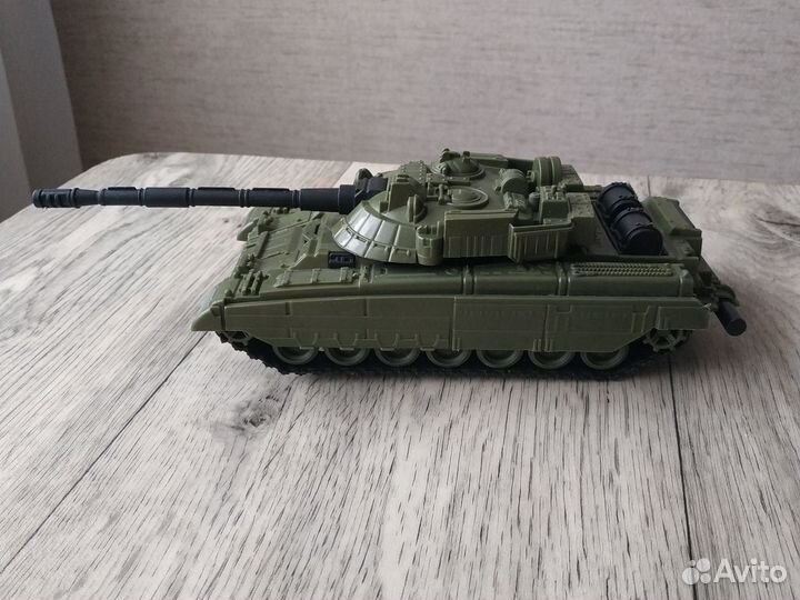 Модель танка