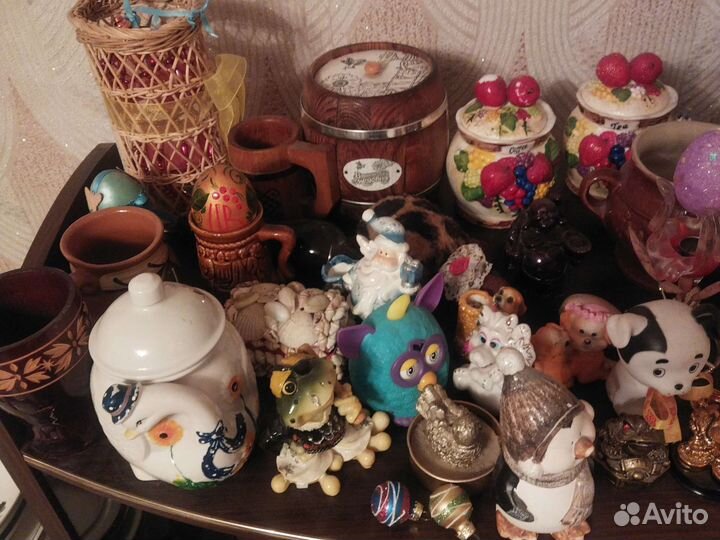 Фарфоровые статуэтки, сувениры, игрушки