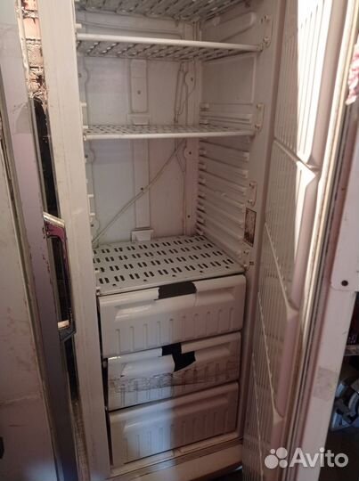 Морозилка и холодильник со стеклянной дверью, б/у