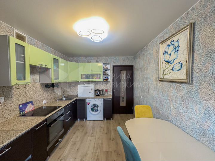 2-к. квартира, 48 м², 4/10 эт.