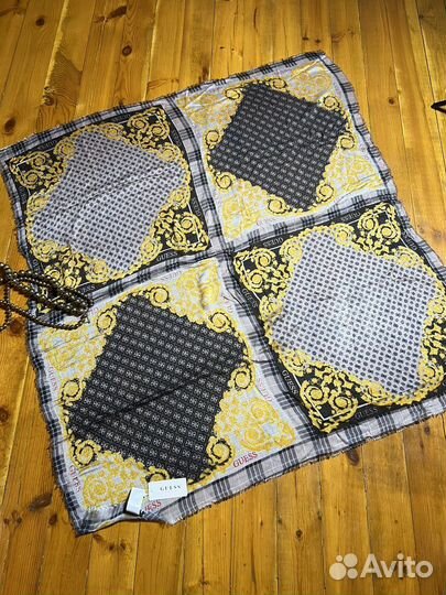 Платок guess 120*120.вискоза. Оригинал