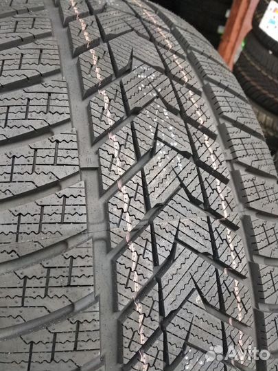 Grenlander IceHawke II 255/55 R18 110V