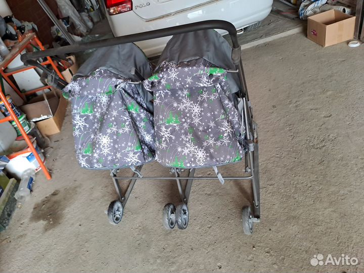 Коляска сани для двойни