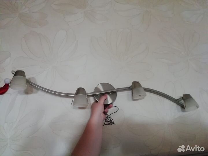 Светильник настенный/потолочный, 4 лампочки